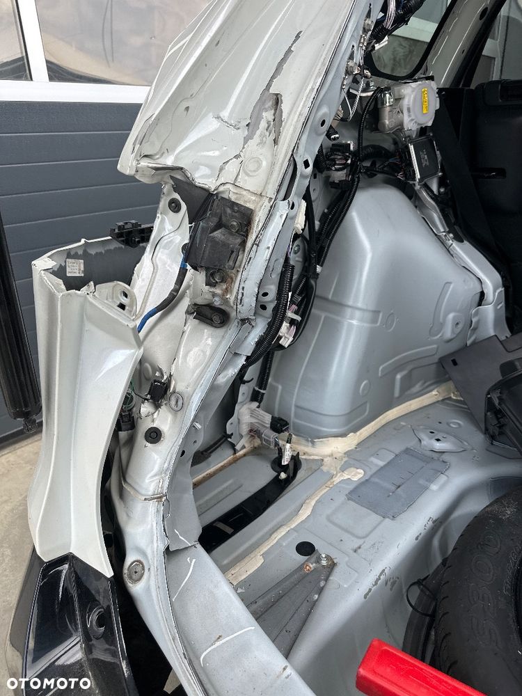 Toyota RAV4 Hybrid Selection 4x2 - 11
