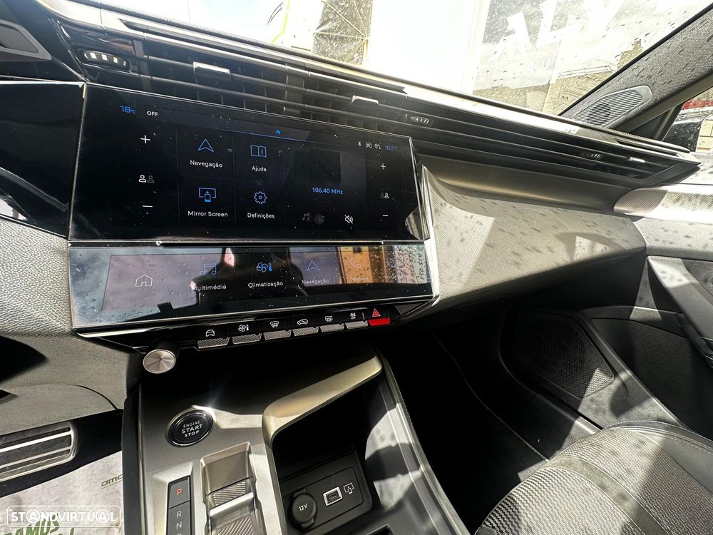 Peugeot 308 - 8