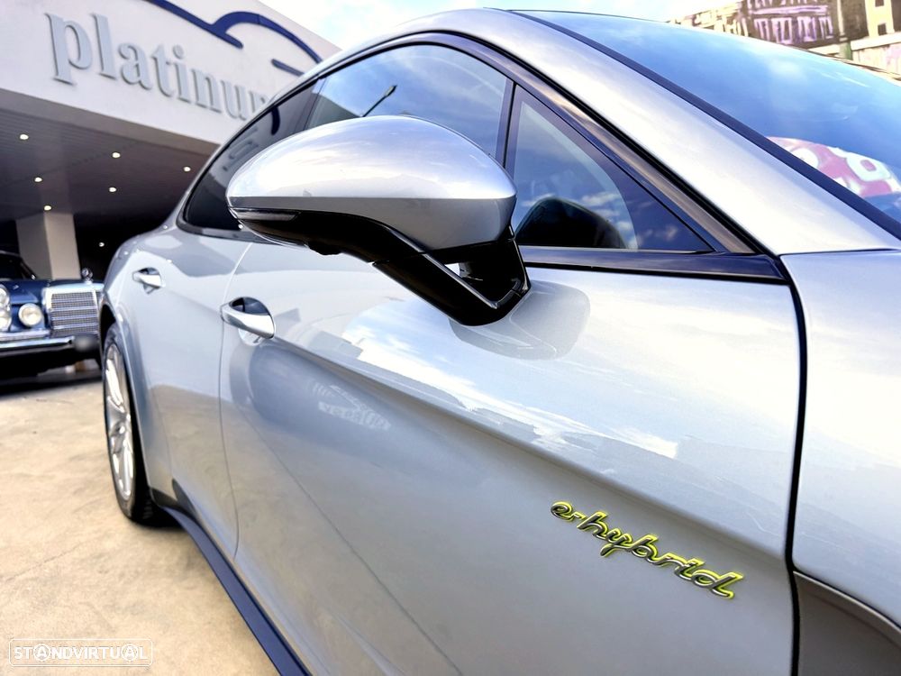 Porsche Panamera 4 E-Hybrid Platinum Edition - 46