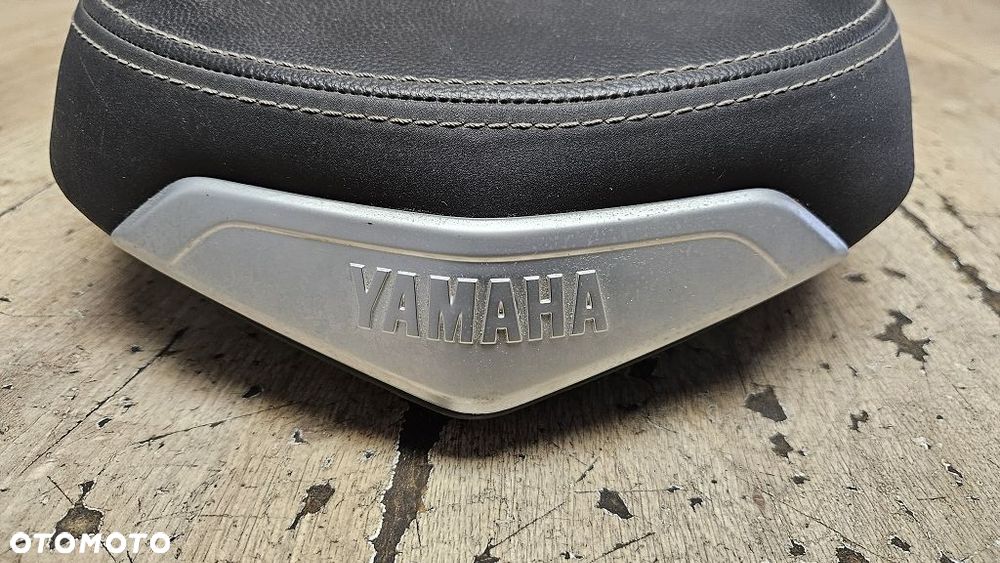 Siedzenie Yamaha X-MAX 300  X-MAX 250  B74-F4730-00 - 5