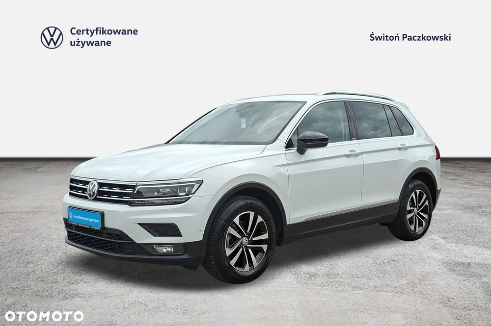 Volkswagen Tiguan - 1