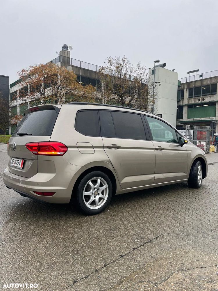 Volkswagen Touran - 3