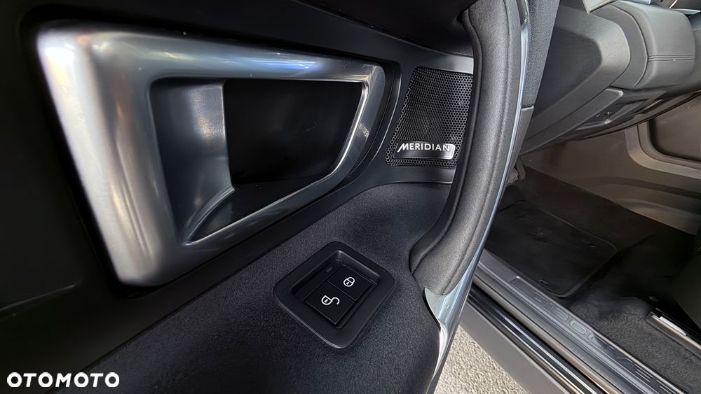 Land Rover Discovery Sport TD4 HSE Luxury - 29