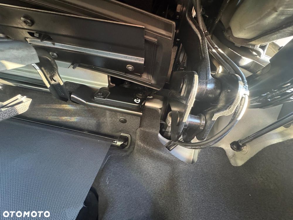 Peugeot 207 CC 120 VTi Access - 17
