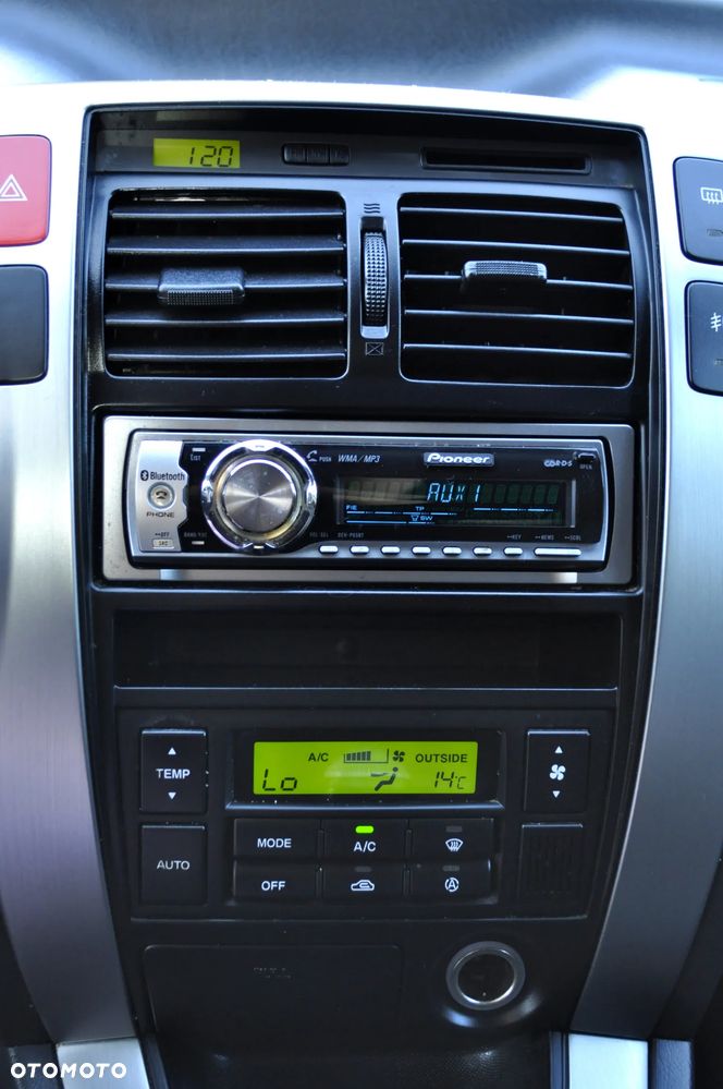 Hyundai Tucson 2.0 2WD GLS - 25