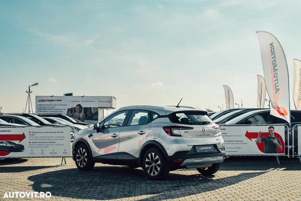 Renault Captur PHEV 160 Techno - 4