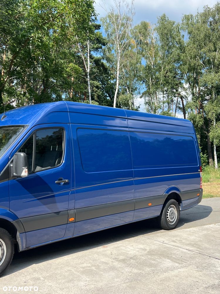 Mercedes-Benz Sprinter - 9