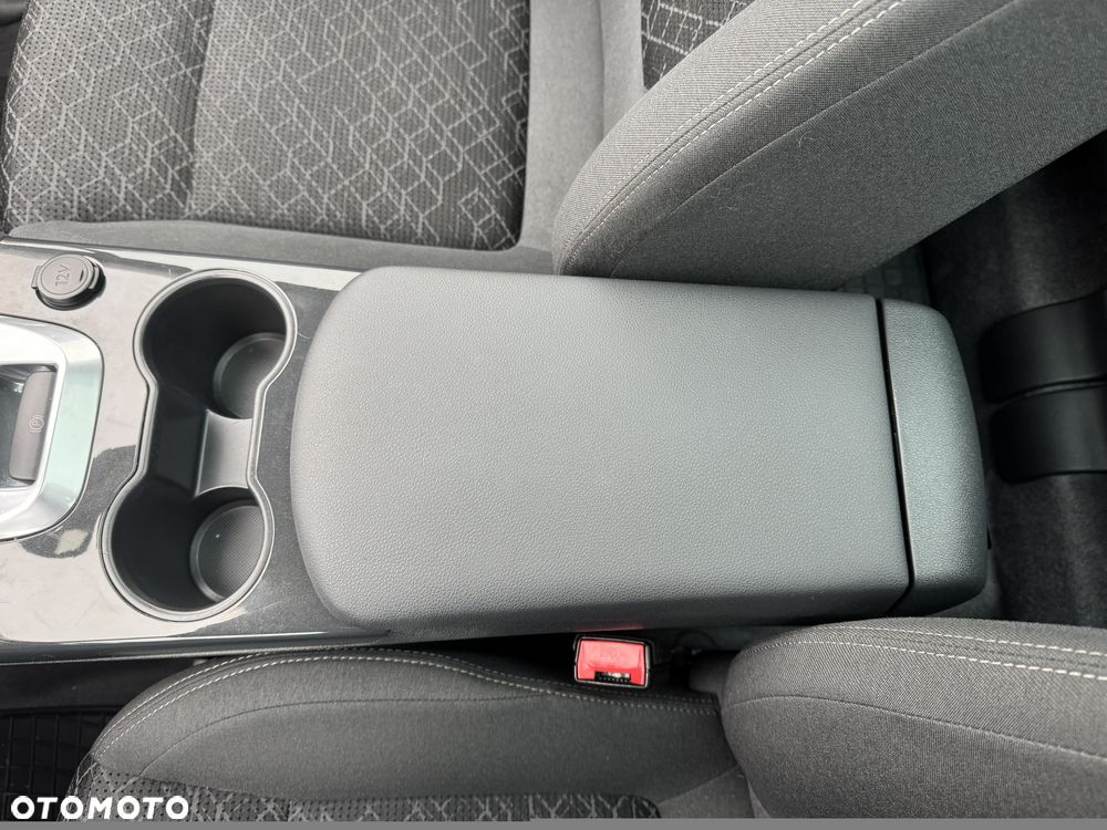 Peugeot 3008 PureTech 130 Stop & Start GPF Allure - 28