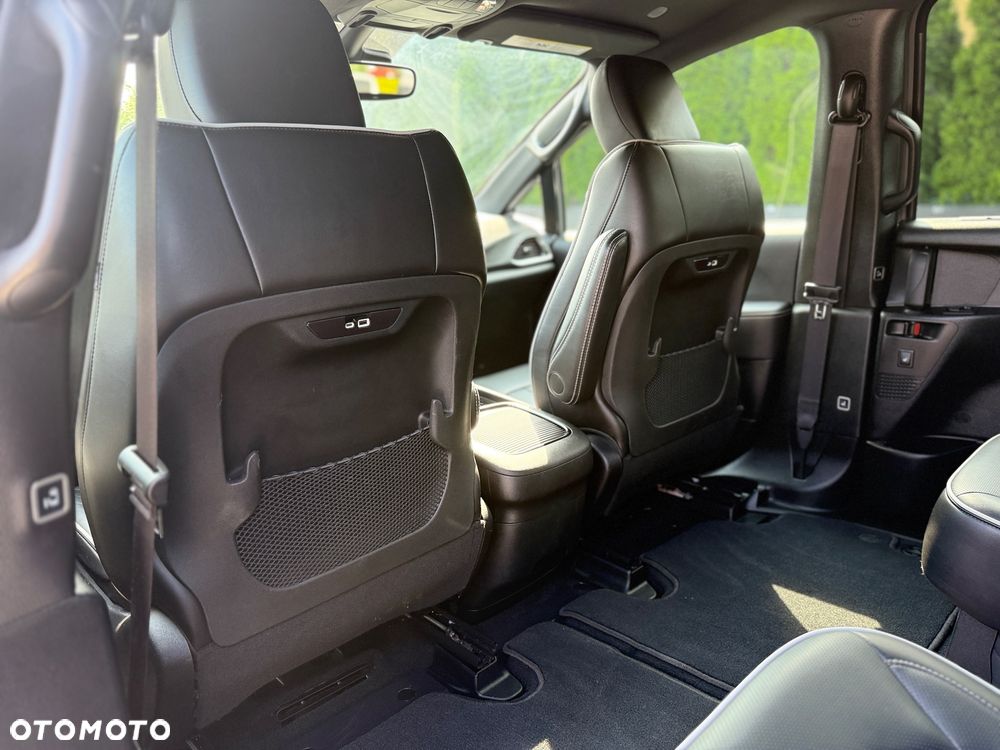 Chrysler Pacifica - 27