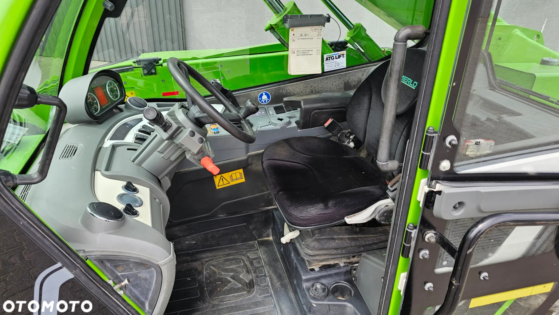 Merlo P27.6 - 7