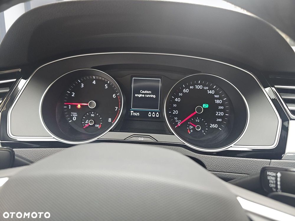 Volkswagen Passat Variant 1.5 TSI EVO Business DSG - 16