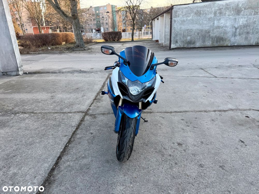Suzuki GSX-R - 9