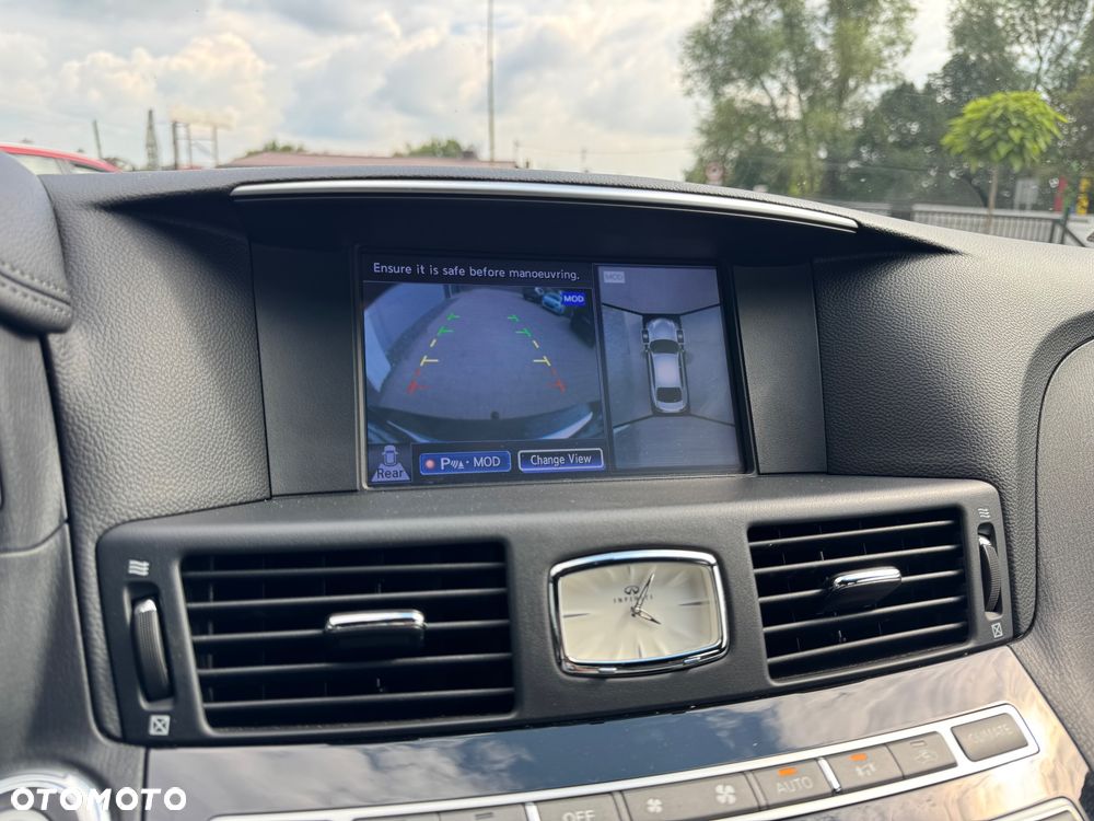 Infiniti Q70 2.2d Premium Executive - 19