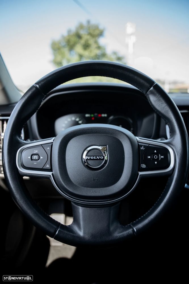 Volvo V60 2.0 T6 AWD TE Inscription Expression - 38