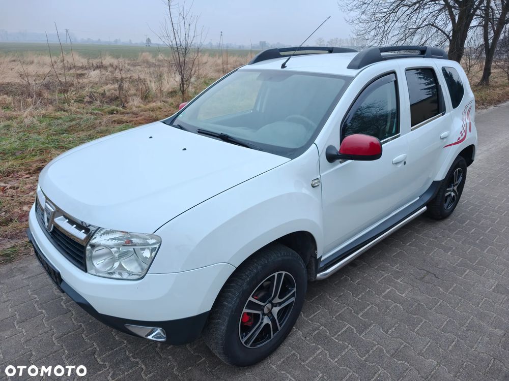 Dacia Duster 1.6 16V 4x2 Laureate - 1