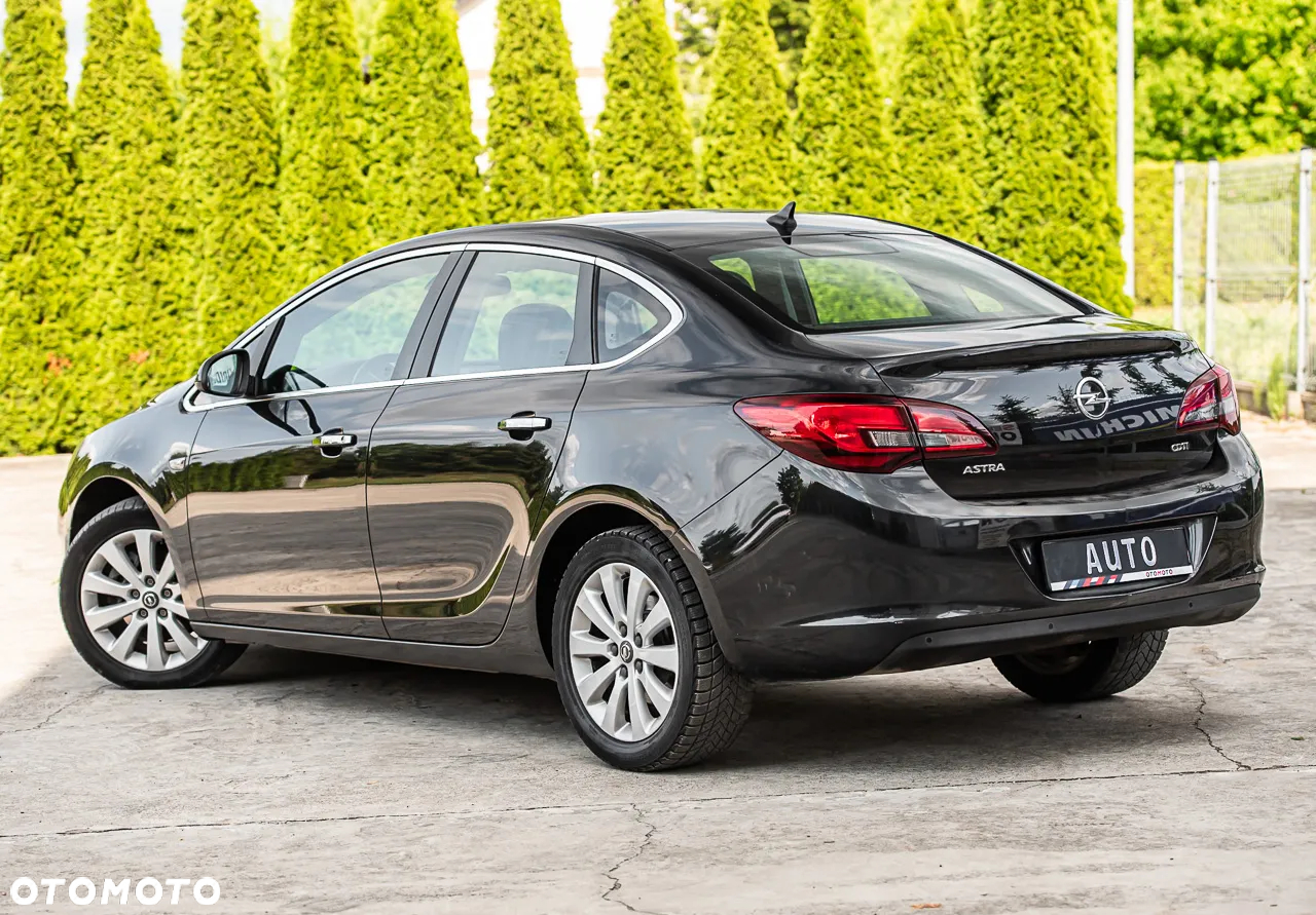Opel Astra 1.7 CDTI DPF Active - 7