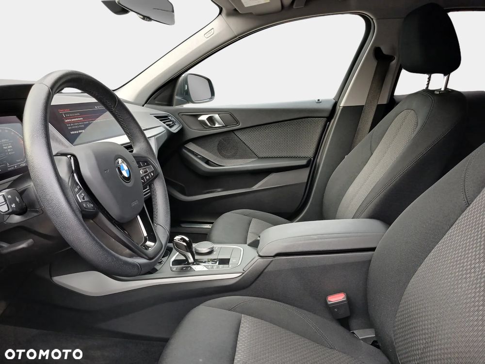 BMW Seria 1 118i Advantage - 10