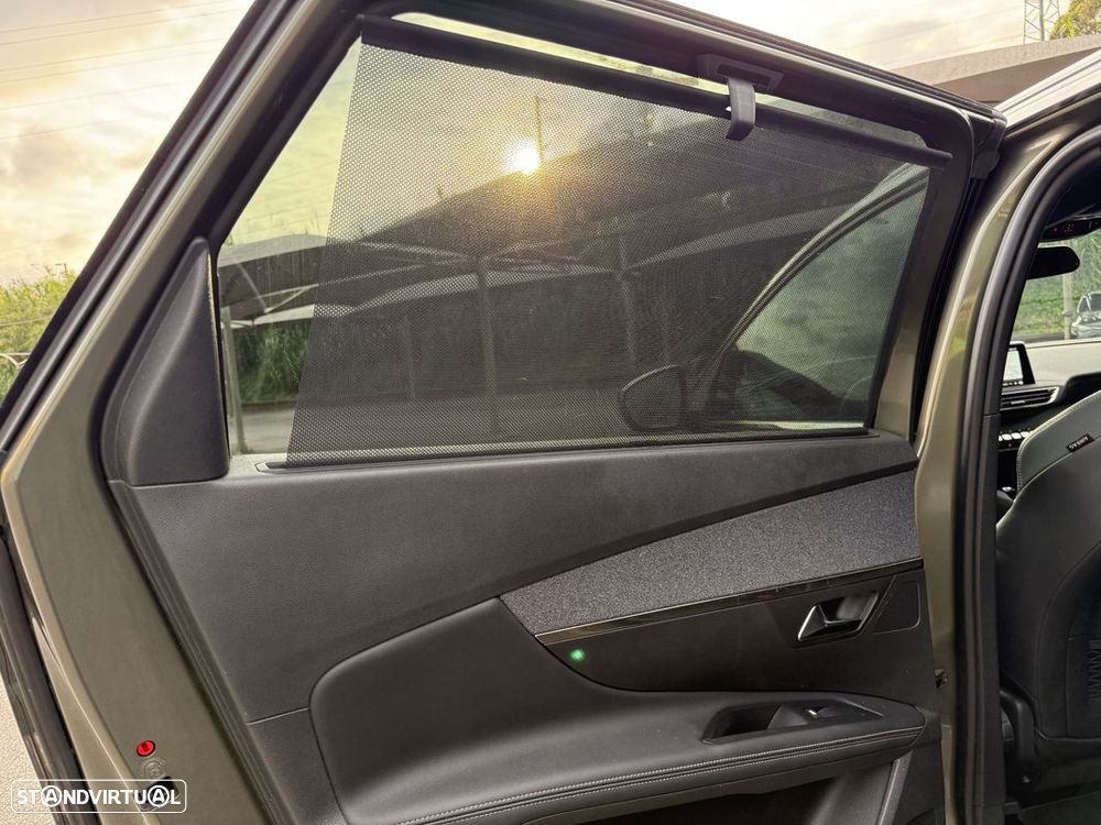 Peugeot 5008 1.5 BlueHDi GT Line J19 EAT8 - 18
