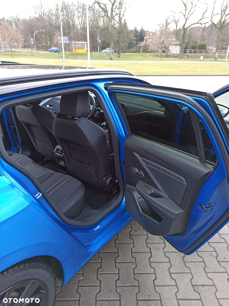 Opel Astra 1.2 Turbo GS Line - 22