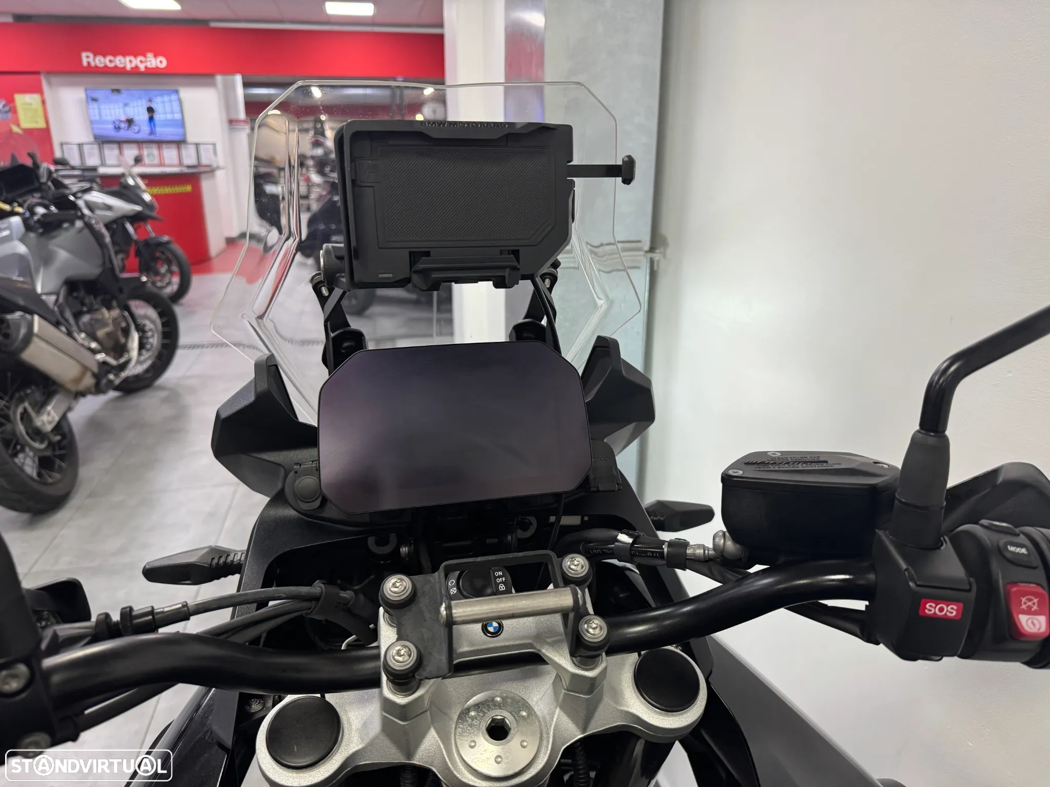 BMW F 750 GS Triple Black - 8