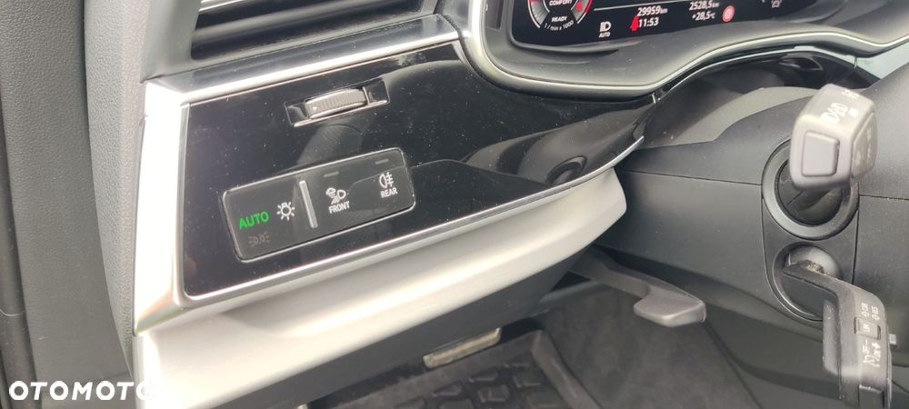 Audi Q7 - 19