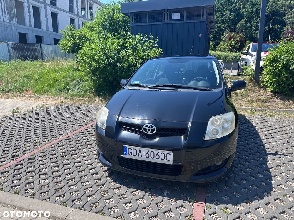 Toyota Auris 2.0 D-4D Luna - 1