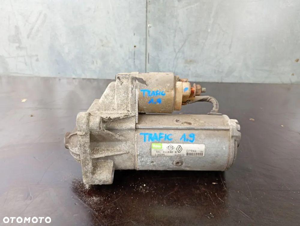 Rozrusznik Valeo Renault Trafic II Opel Vivaro A Nissan Primastar 1.9 DCI - 1