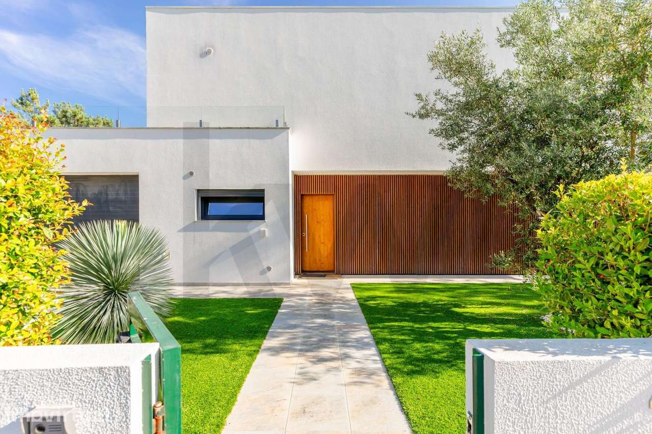 Moradia T3+1 na Herdade da Aroeira – Exclusividade, Elegância e Privac - Grande imagem: 2/60