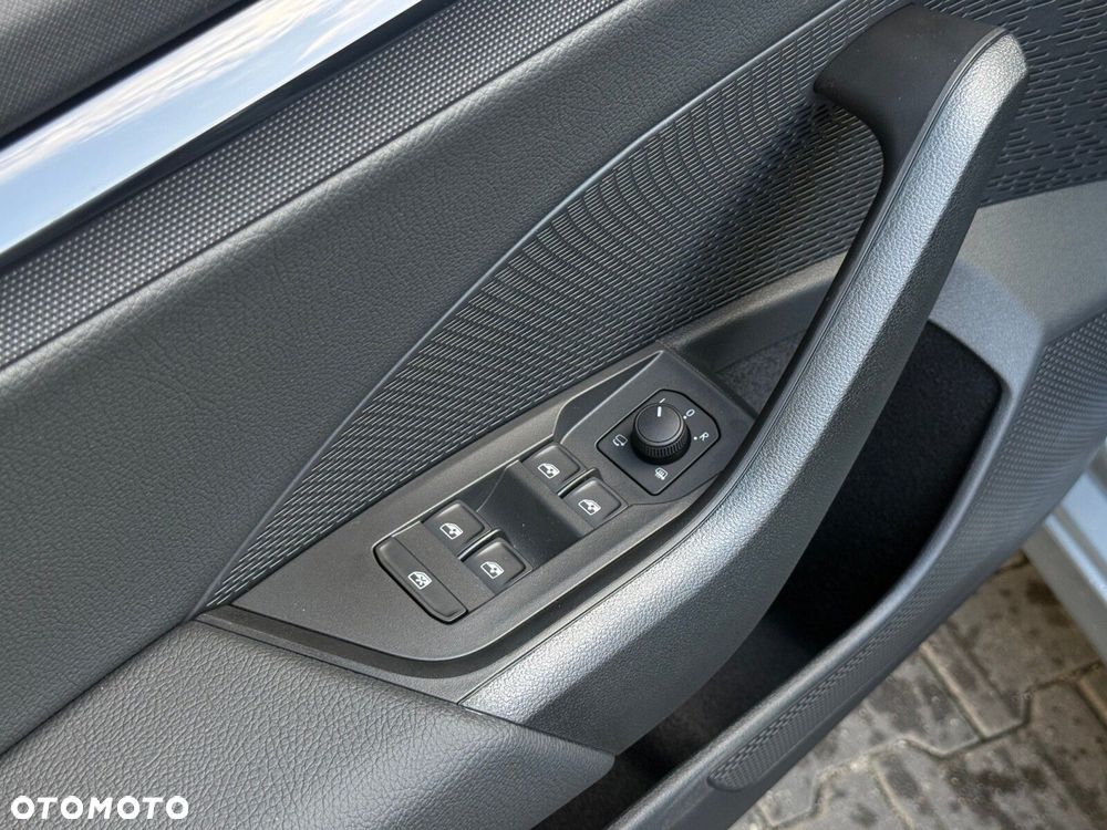 Skoda Octavia 1.5 TSI mHEV Drive Essence DSG - 23