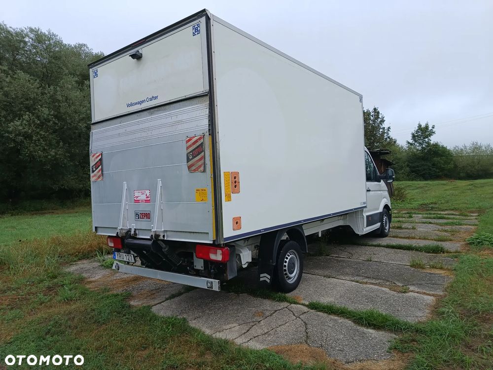Volkswagen Crafter KONTENER+ winda ZEPRO (750kg) 2.0 diesel 177kM automat 2017 rok - 4