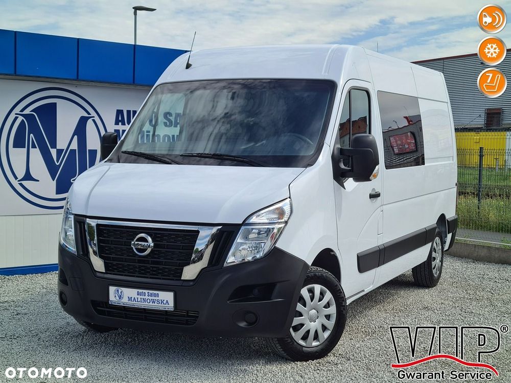 Nissan Interstar - 2