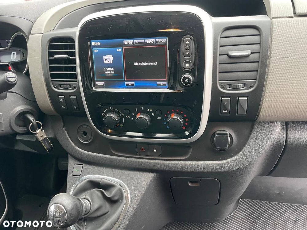 Renault Trafic - 12