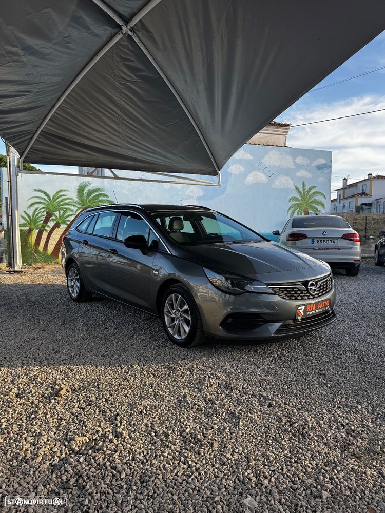 Opel Astra Sports Tourer - 2
