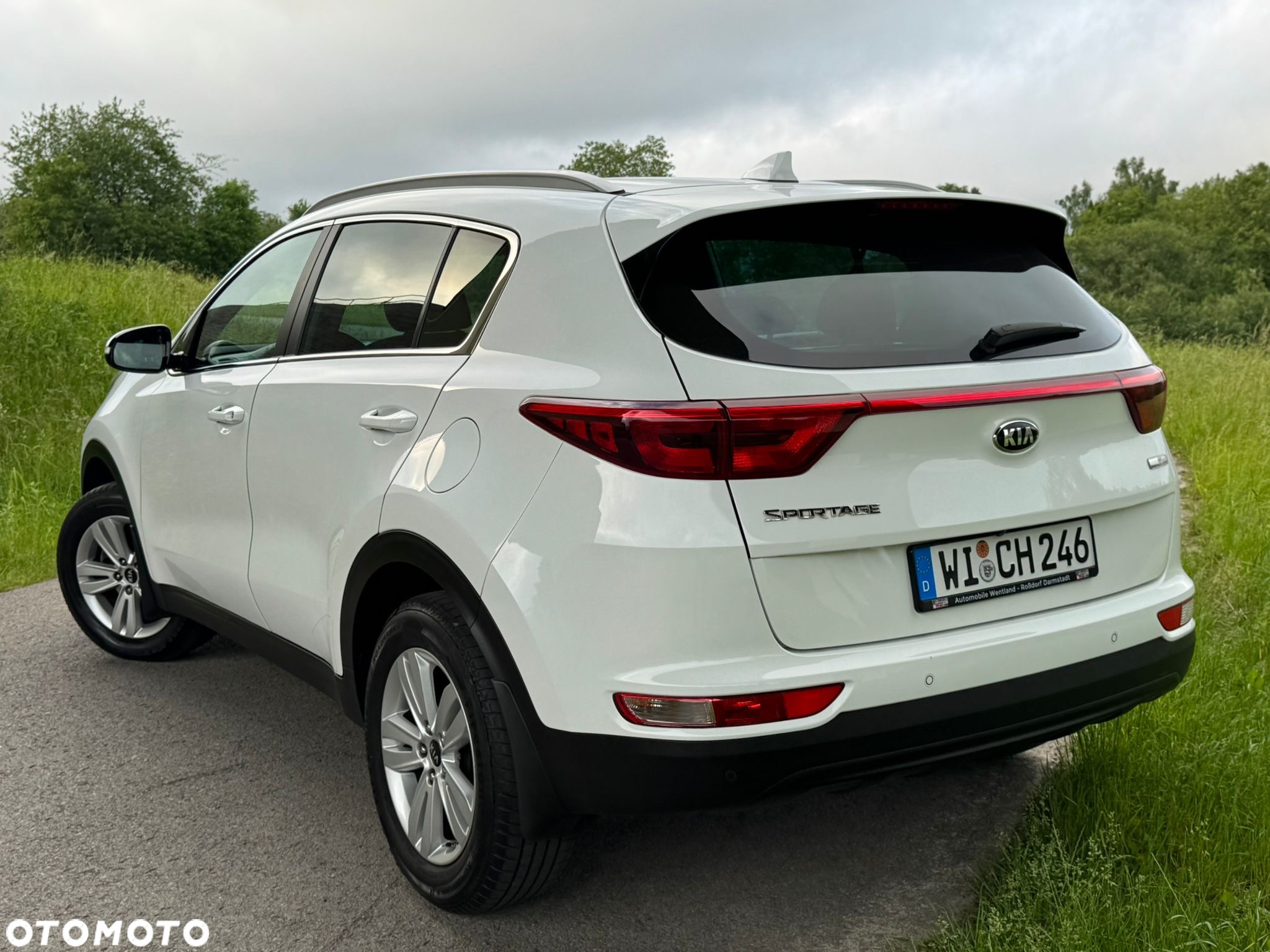 Kia Sportage 1.6 GDI 2WD DREAM-TEAM EDITION - 3