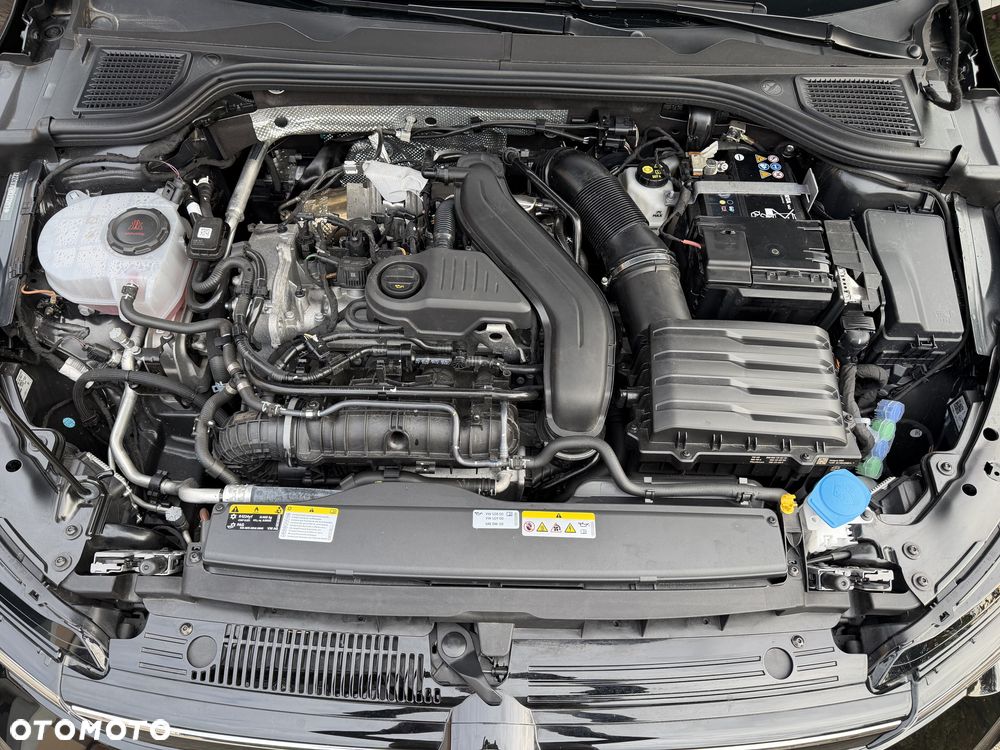 Volkswagen Golf 1.5 eTSI OPF DSG Life - 19