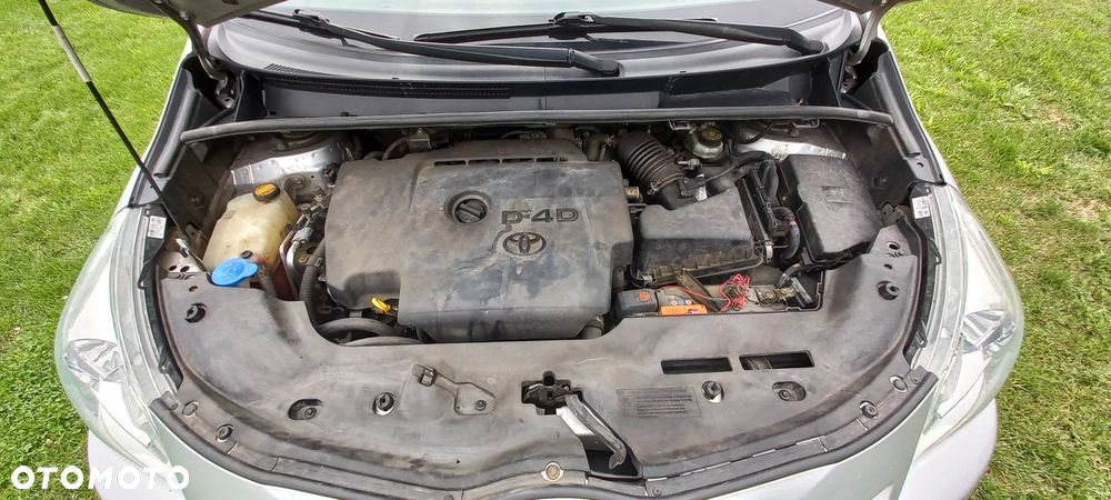 Toyota Verso 2.0 D-4D - 9