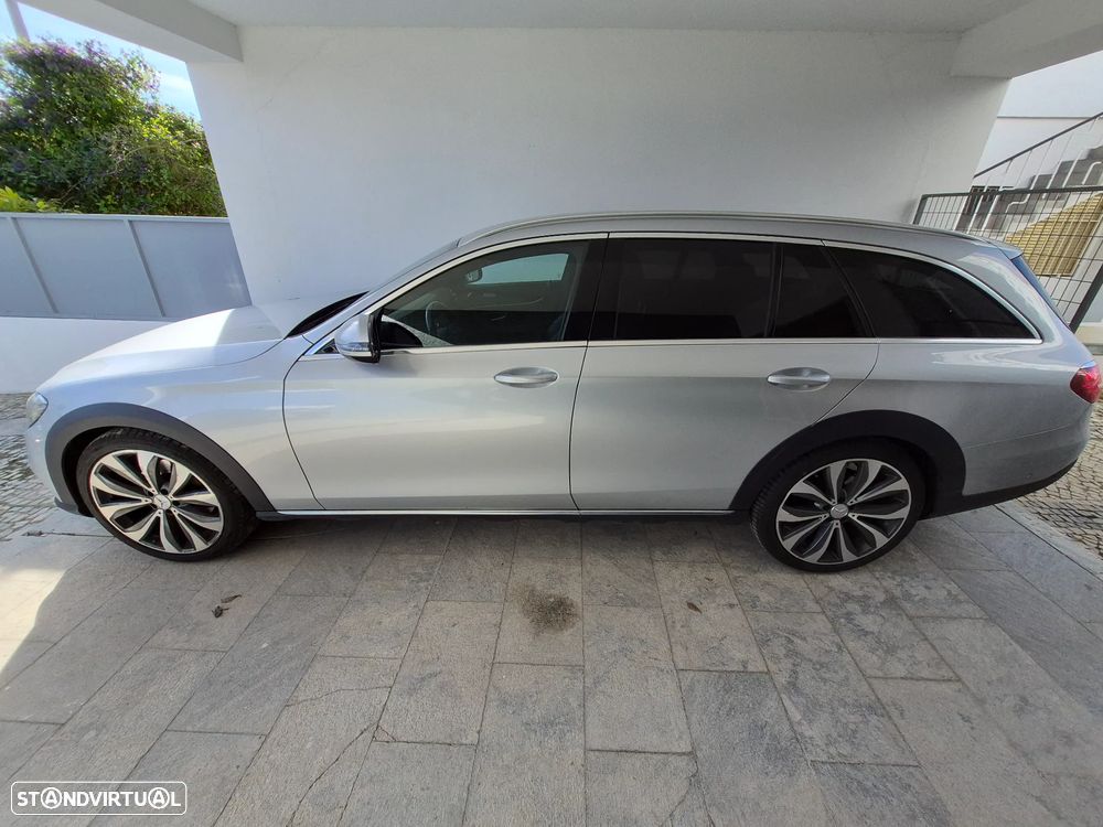 Mercedes-Benz E 220 d 4Matic T All-Terrain 9G-TRONIC Exclusive - 2