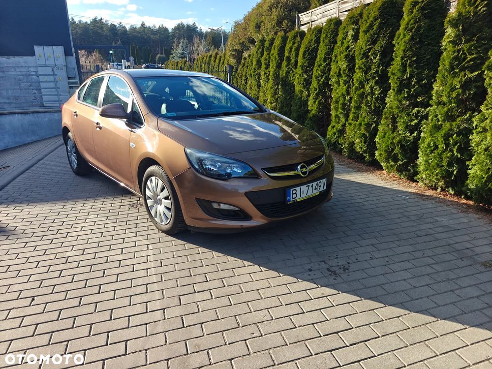 Opel Astra - 1