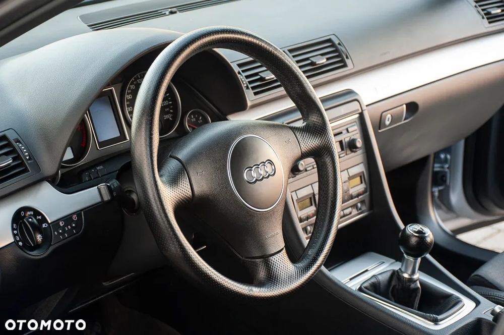 Audi A4 Avant 1.8 T quattro - 35