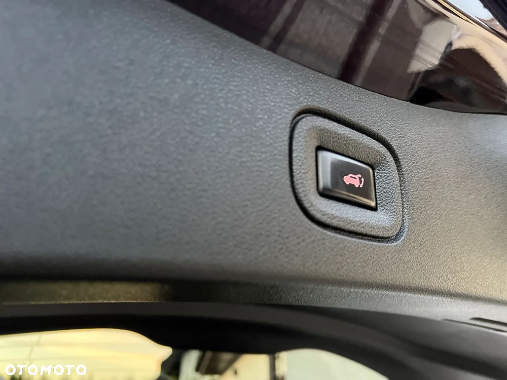 Renault Koleos 2.0 dCi Initiale Paris 4x4 X-Tronic - 25