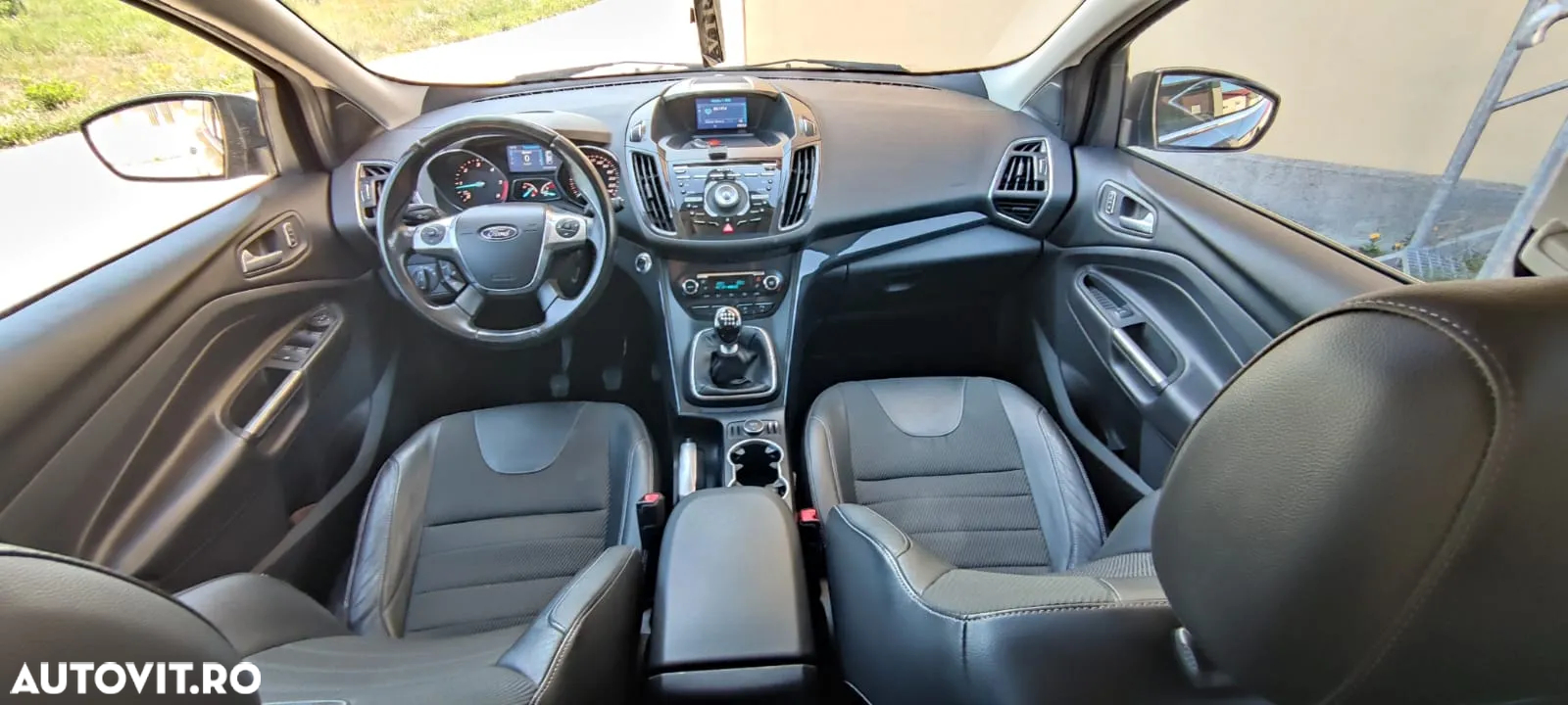 Ford Kuga 2.0 TDCi 2x4 SYNC - 6
