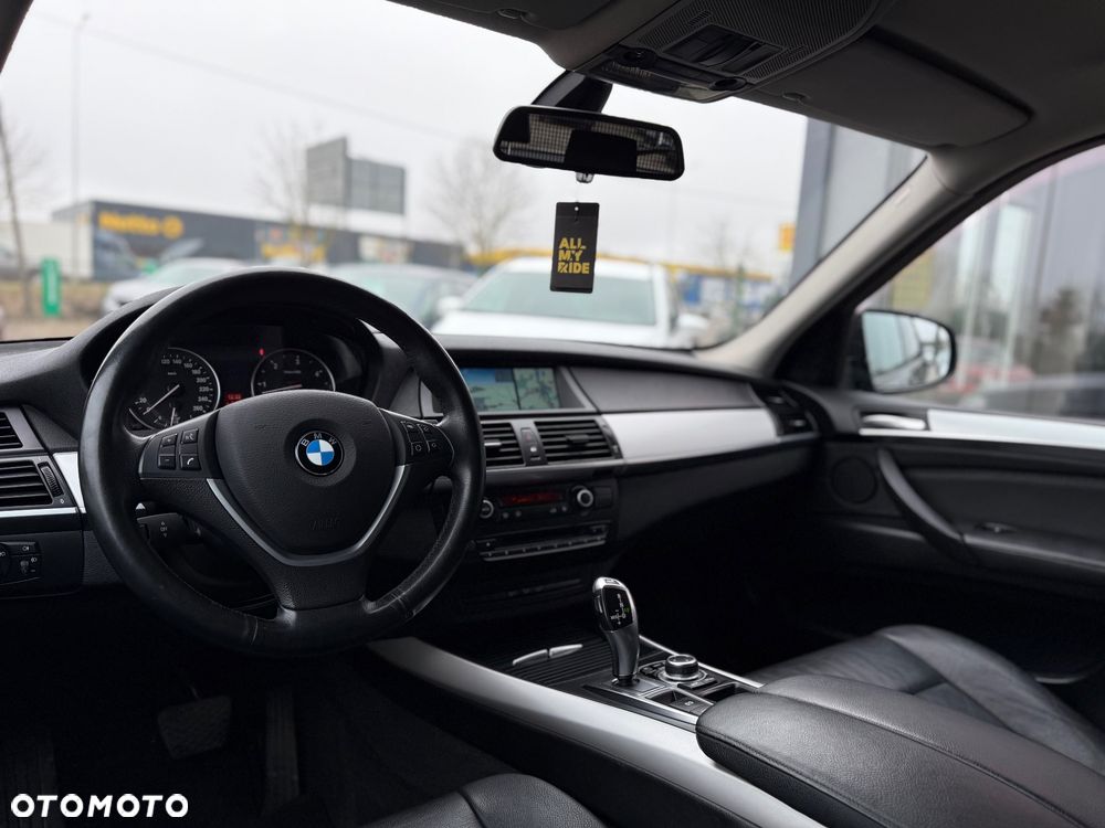 BMW X5 xDrive30d - 16