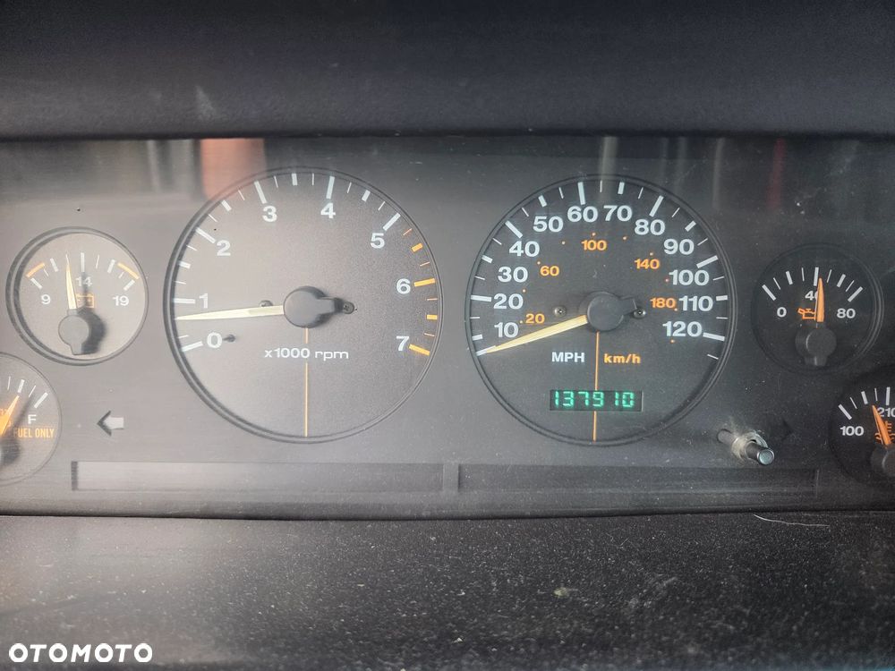Jeep Grand Cherokee 4.0 Limited - 25