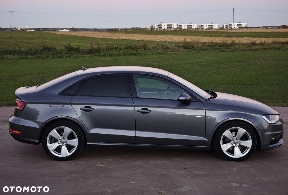 Audi A3 2015 photo 2