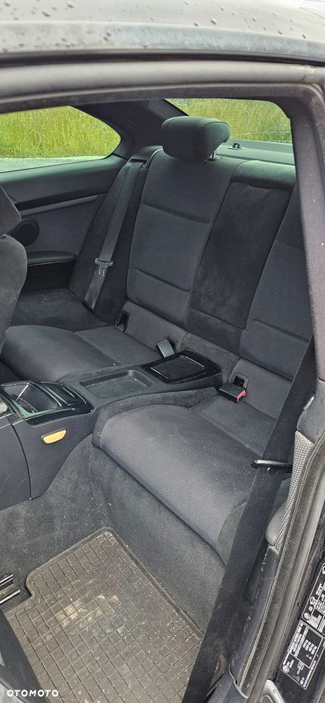 BMW Seria 3 320d - 10