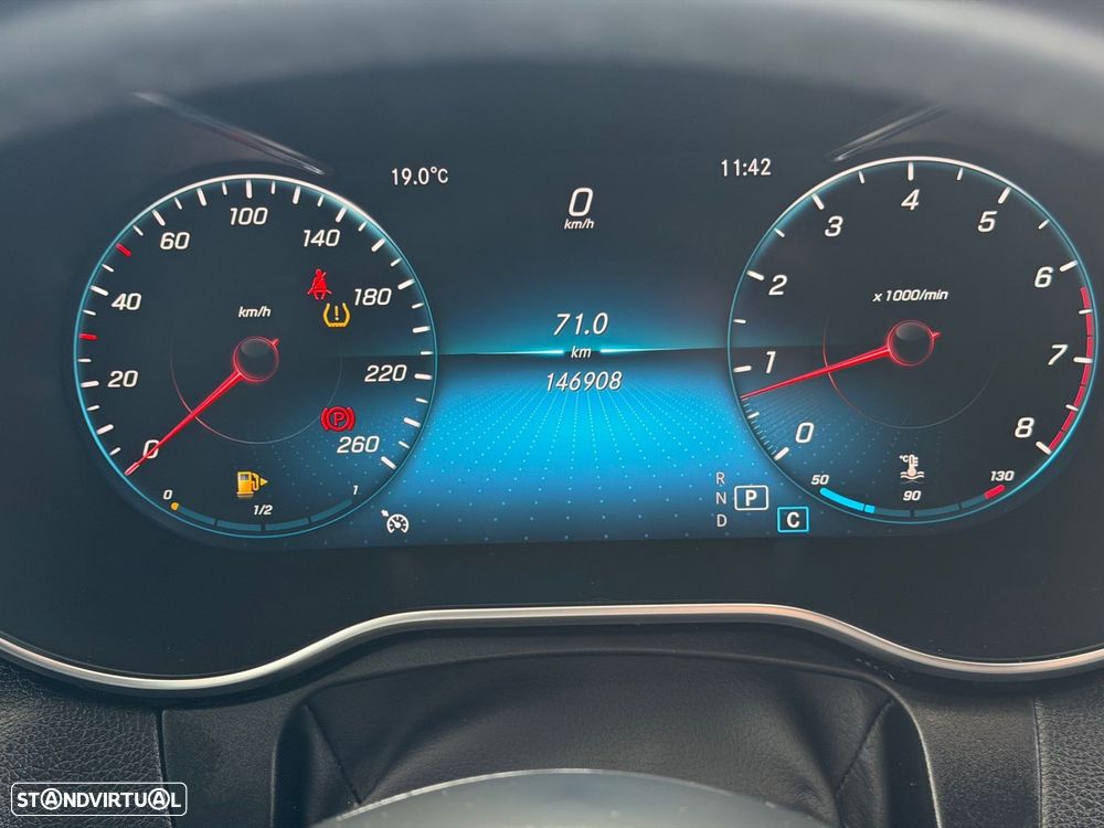 Mercedes-Benz C 180 Station 9G-TRONIC AMG Line - 26