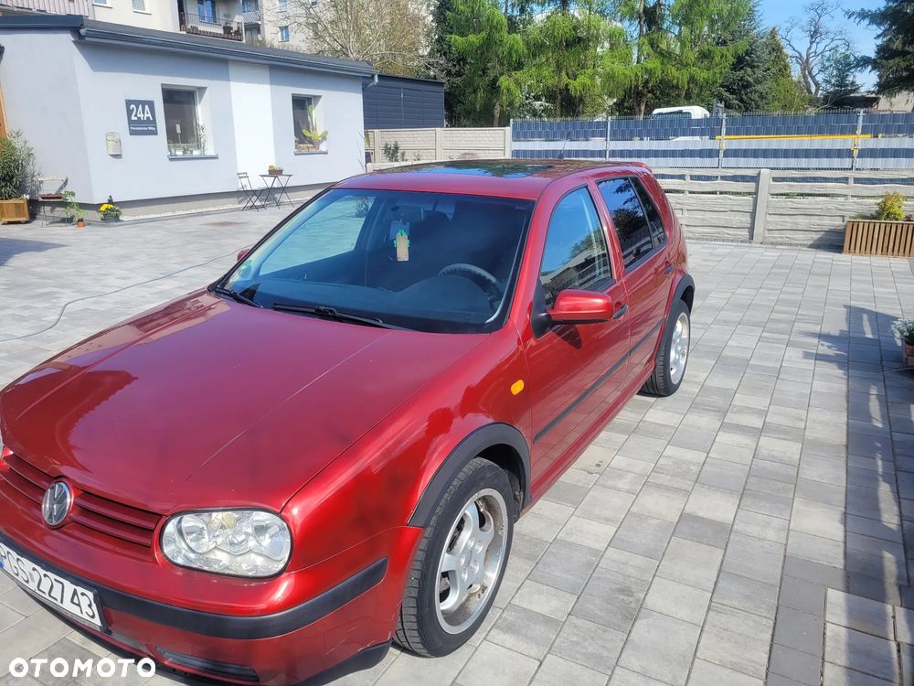 Volkswagen Golf 1.6 Basis - 3