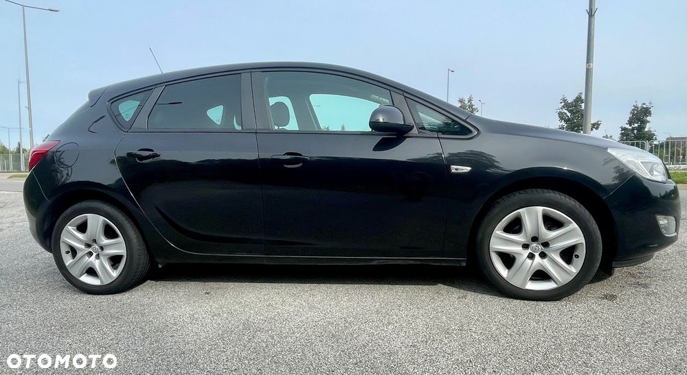 Opel Astra 1.4 T Enjoy - 4