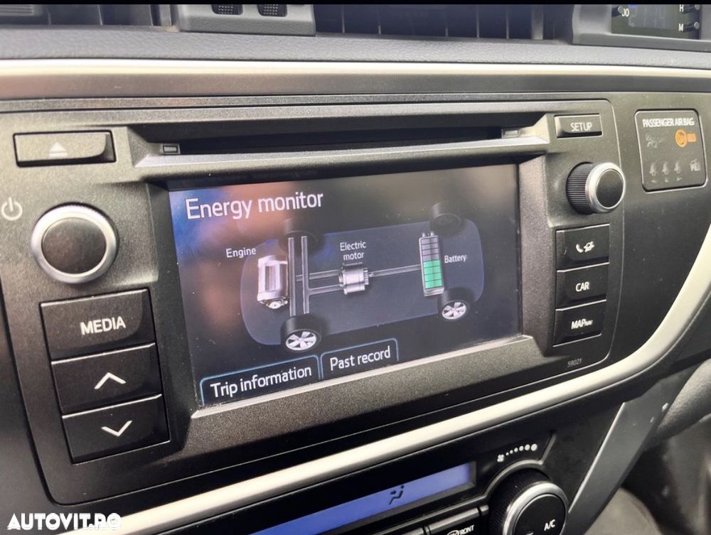 Toyota Auris 1.8 VVT-i Automatik Cool - 14