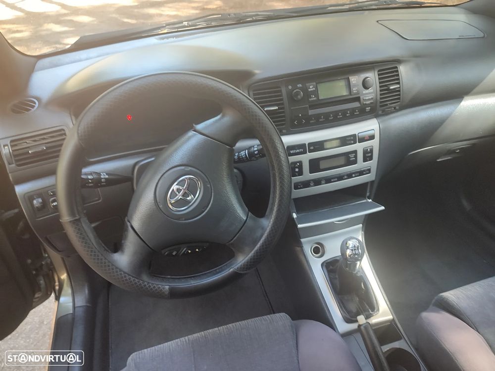 Toyota Corolla 1.6 Sol - 16
